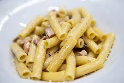 Rigatoni alla carbonara